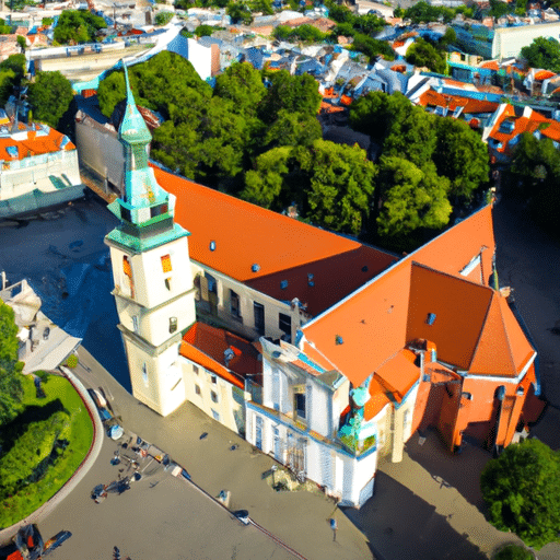 Gdzie znaleźć najlepsze oferty mieszkań w Tubądzinie w Warszawie?