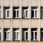 Jakie są korzyści z zakupu żaluzji fasadowych w Krakowie?